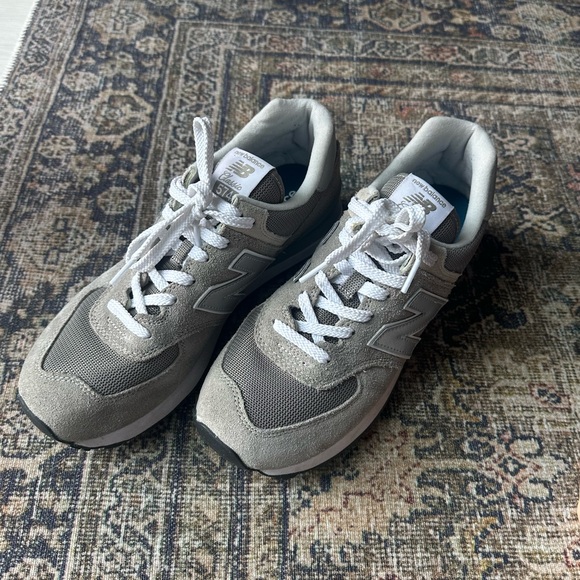 New Balance 574 - Picture 2 of 7